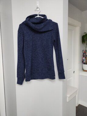 Kavu cowl neck long sleeve sweater